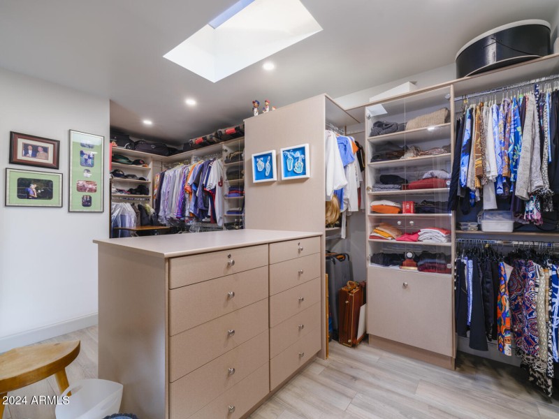 3921 E San Miguel Ave, PV, 85253