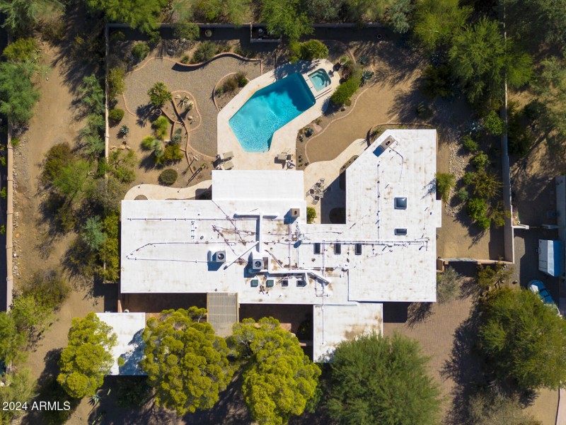 3921 E San Miguel Ave, PV, 85253