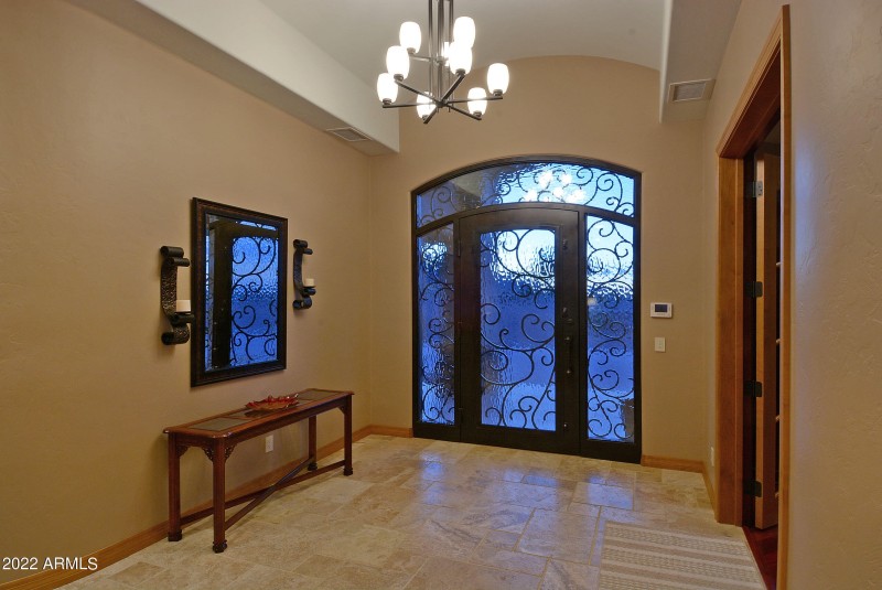 Stunning foyer