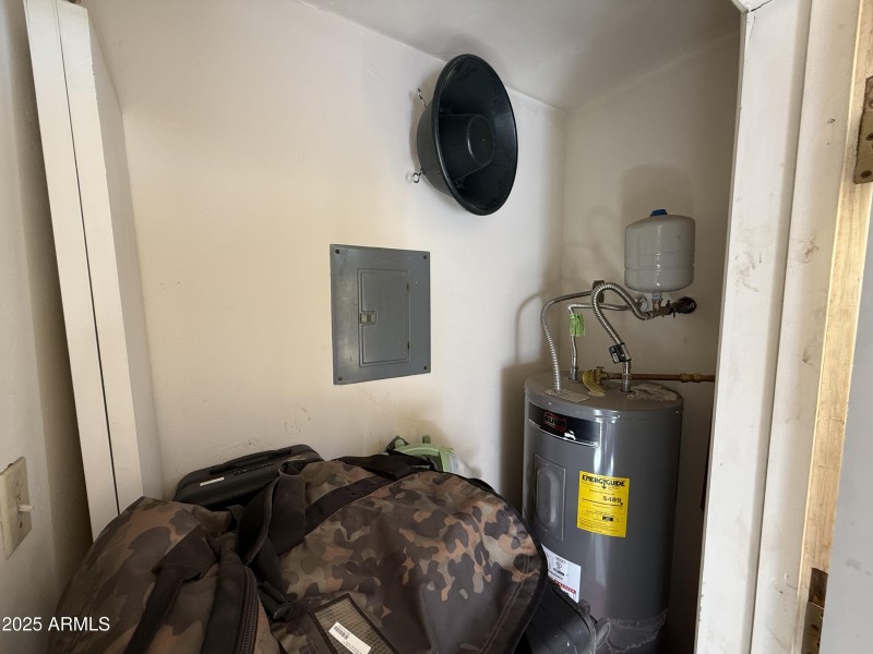 Water tank/Storage closet