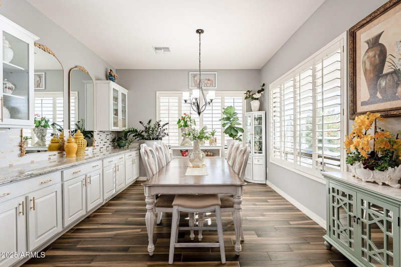 28821 N ASHBROOK Lane