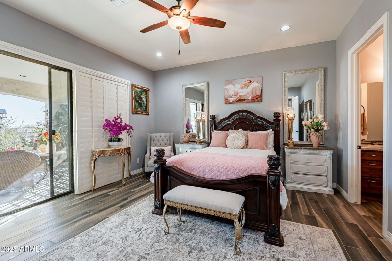 28821 N ASHBROOK Lane