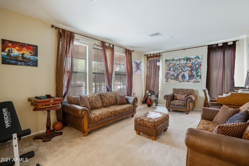15296 W Coolidge-Living RM
