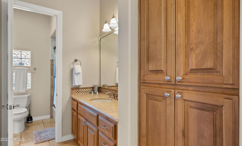 Jack and Jill Bedrooms6