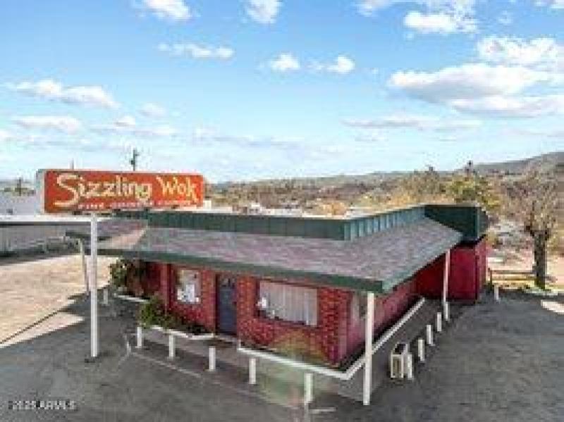 thumbnail-0194482a-a48b-72ea-b68e-03a708