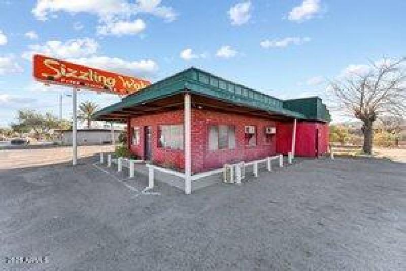 thumbnail-0194482a-a53c-720d-9761-69bfdc