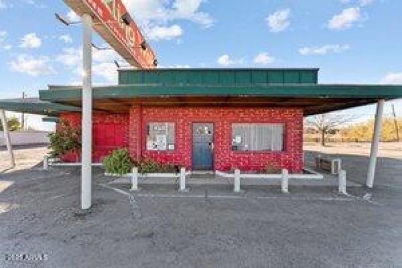 thumbnail-0194482a-a576-725d-a4ac-a2bea4