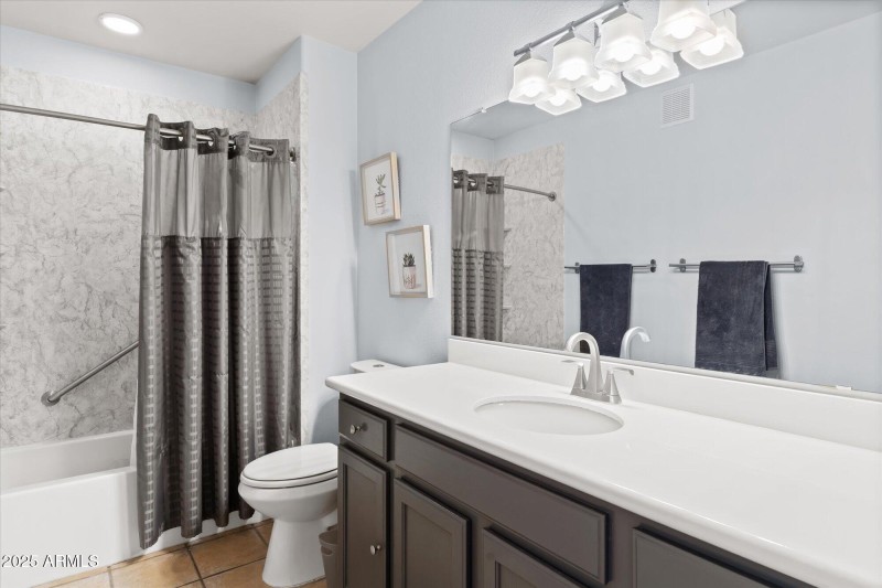 Guest Bathroom