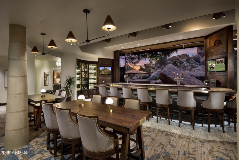 Clubhouse dining bar