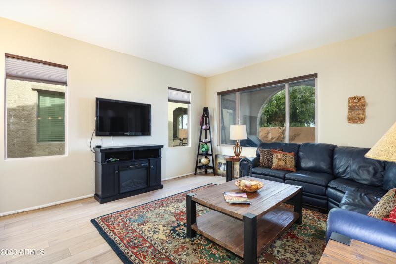 Dual top/bottom cell blinds