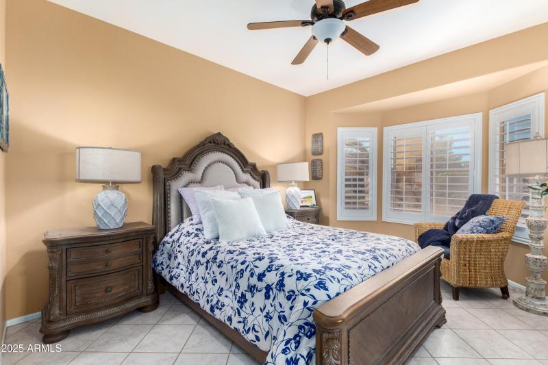 0010-25 - Sundown 17724