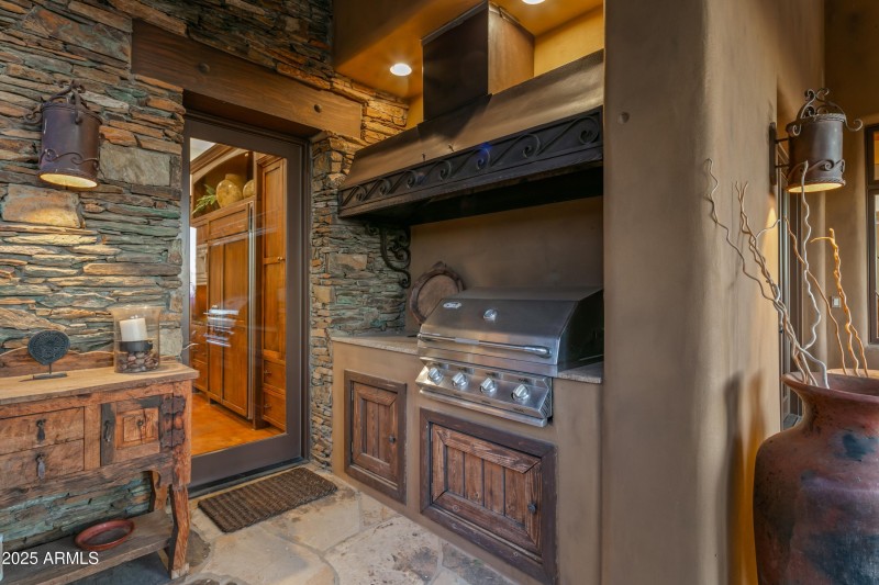 025_Outdoor Grilling