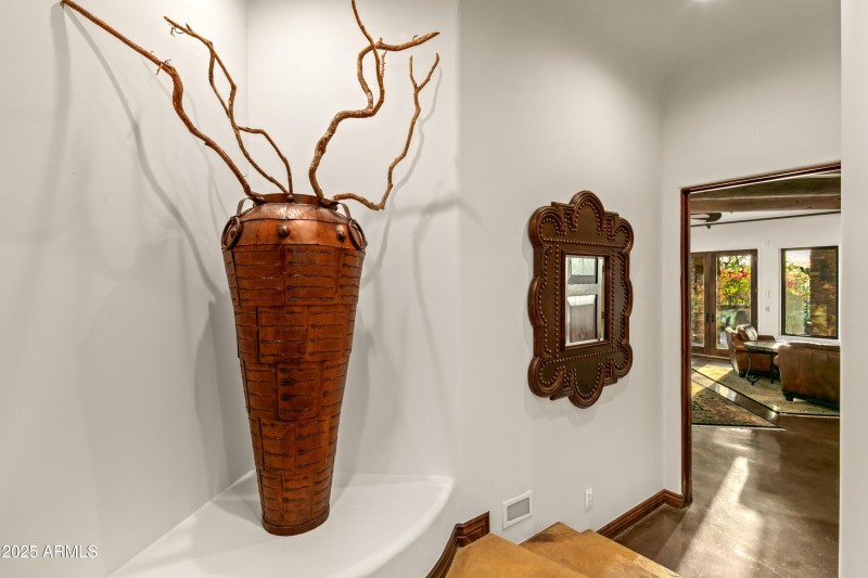 032_Primary Suite Entrance