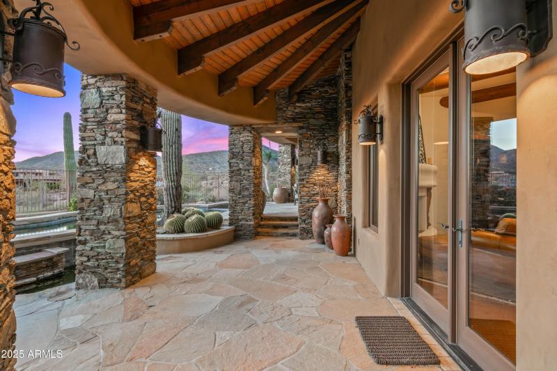 037_Primary Suite Patio