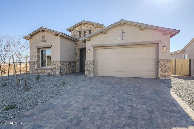 3-web-or-mls-Ocotillo-3