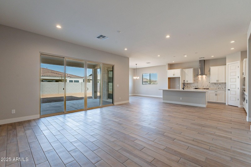 7-web-or-mls-Ocotillo-7