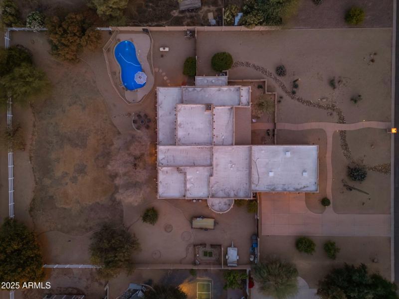 073_13-web-or-mls-13_dji_0029_925