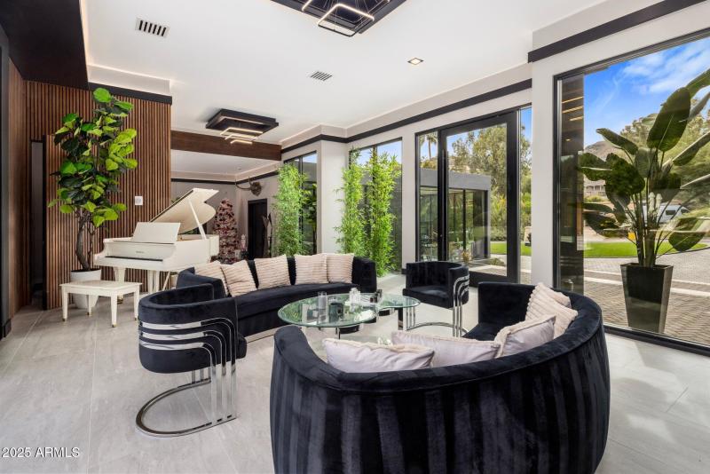 112-web-or-mls-IMG_8423