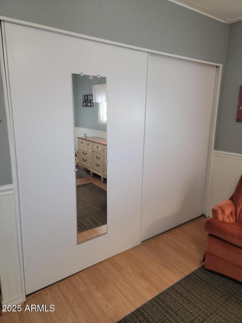 2 closets in primary bedroom