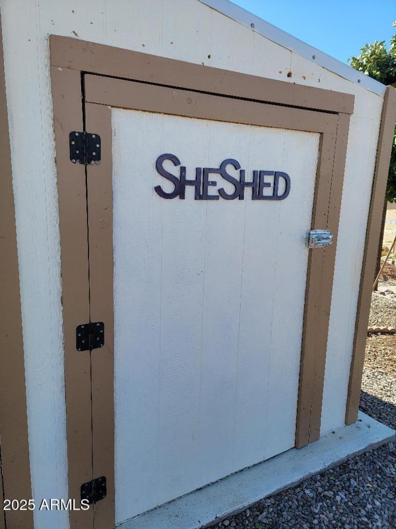3604 she shed outside
