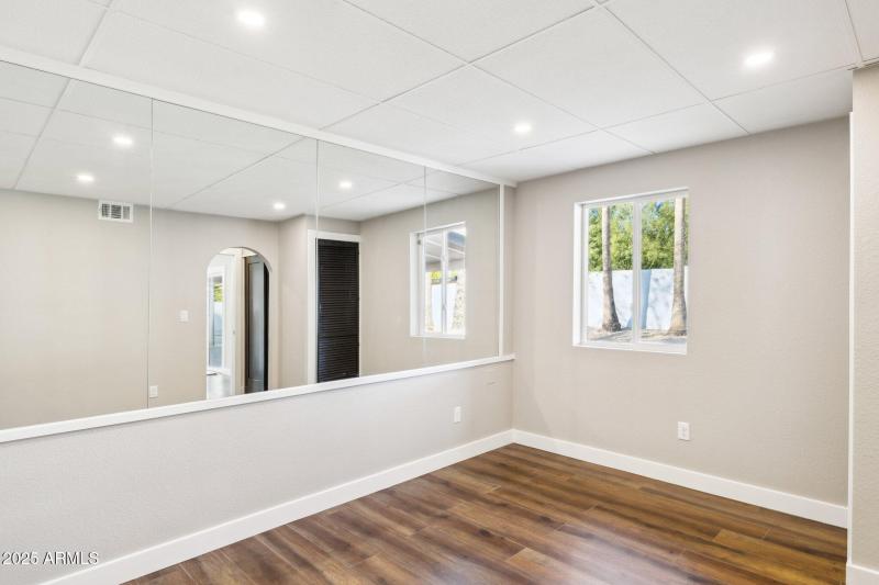 Bright Multi-Purpose Den