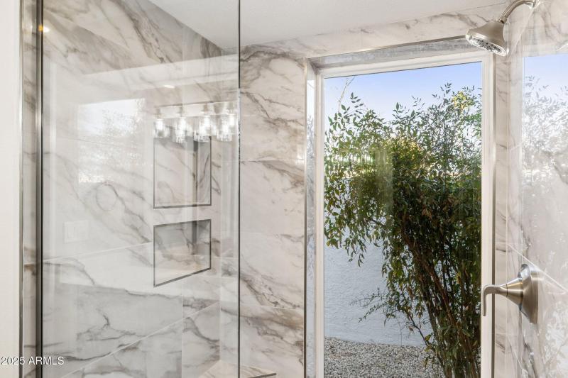 Spa-Like Walk-In Shower