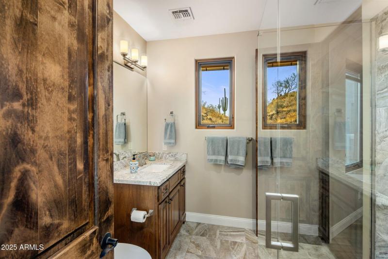 22-web-or-mls-D46A10070 copy