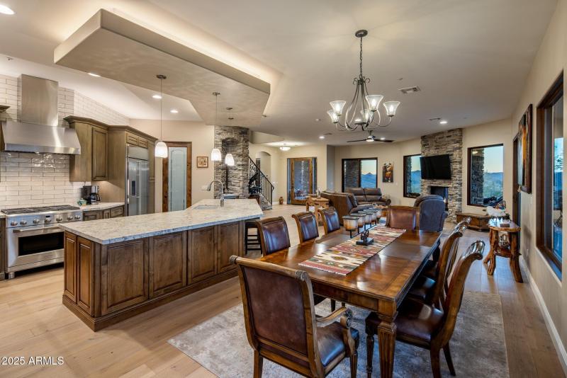 44-web-or-mls-D46A10237