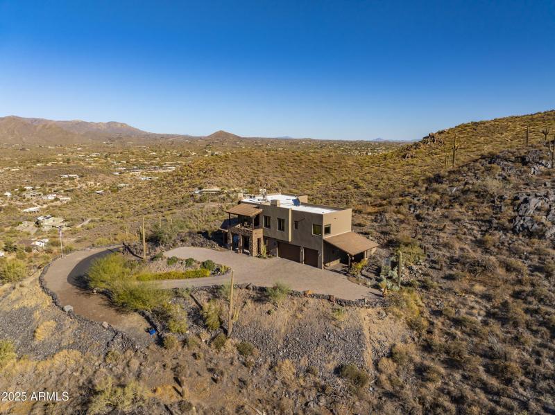 58-web-or-mls-DJI_20250111145127_0506_D