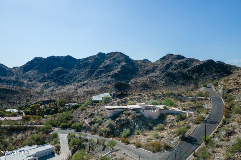 Majestic mountain area