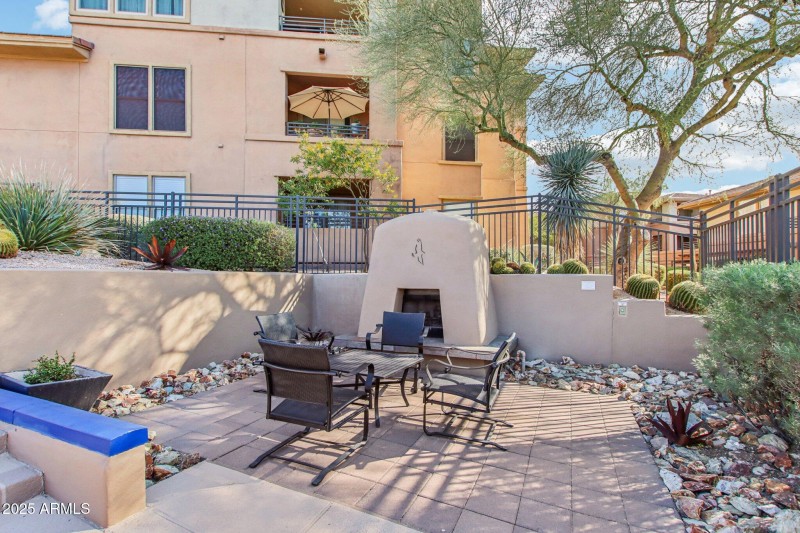 30-web-or-mls-N 76th St 2263-030