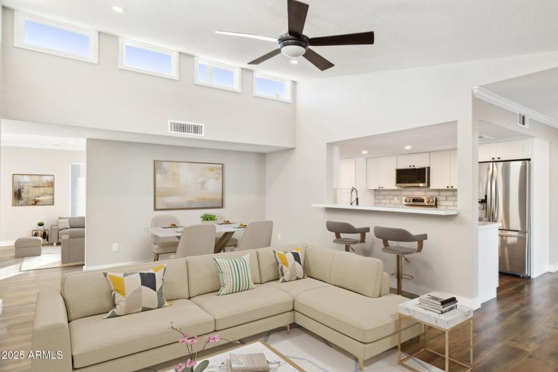 Open Kitchen & Dining Flow