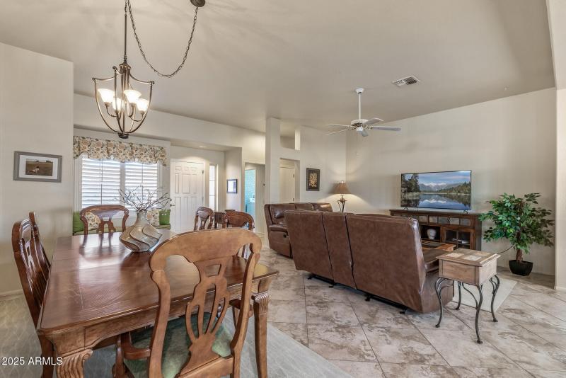 18_15220_W_Blue_Verde18_mls