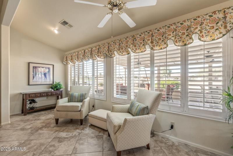 19_15220_W_Blue_Verde19_mls