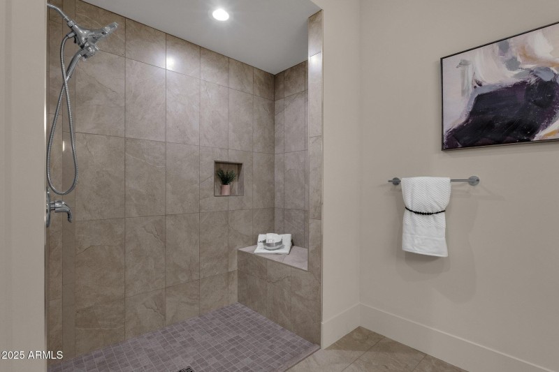 46-web-or-mls-10031-n-palisades-blvd