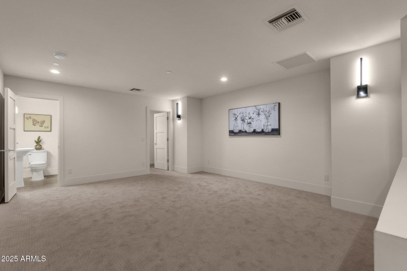 65-web-or-mls-10031-n-palisades-blvd