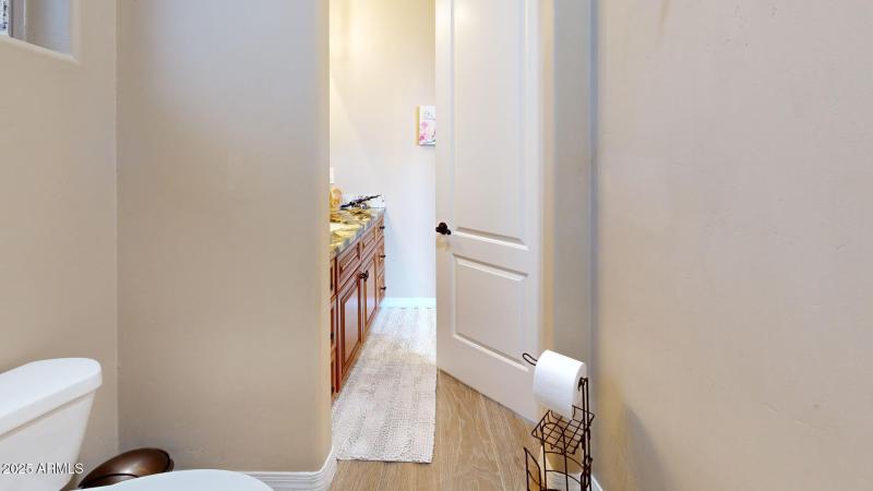 24205-N-65th-Ave-Bathroom 4