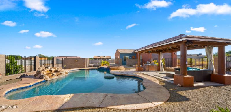 Pool Baja Step Shaded by Ramada