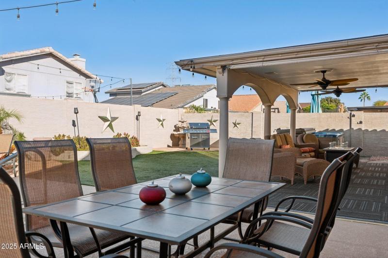 37-web-or-mls-4002-w-questa-dr