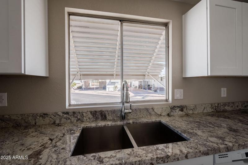 17-web-or-mls-Apache Trail-17