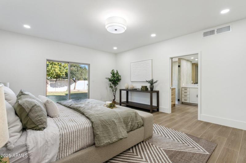 Private backyard entry