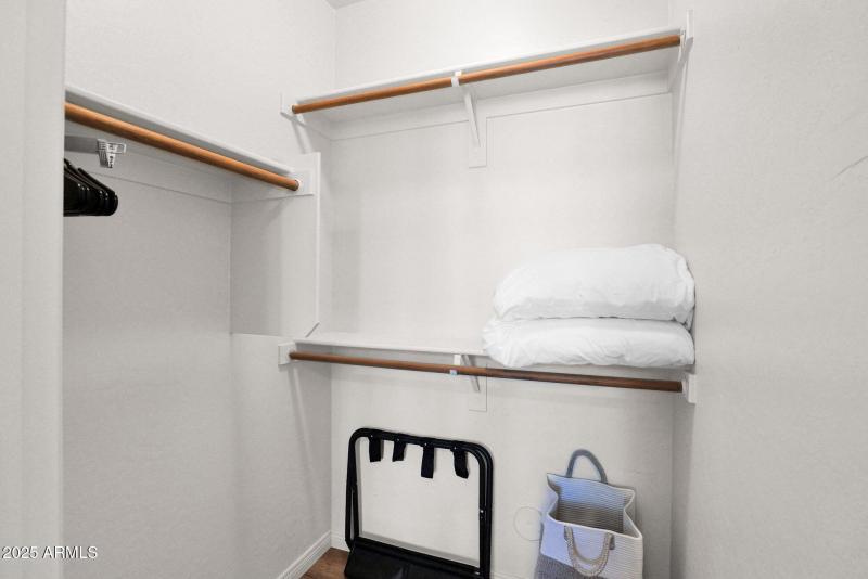 Guest walk-in closet