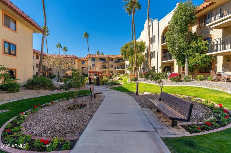 10330 W Thunderbird Blvd APT C119 - 29