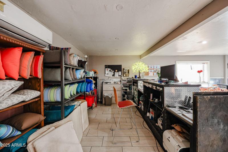 236 S Alma School Rd