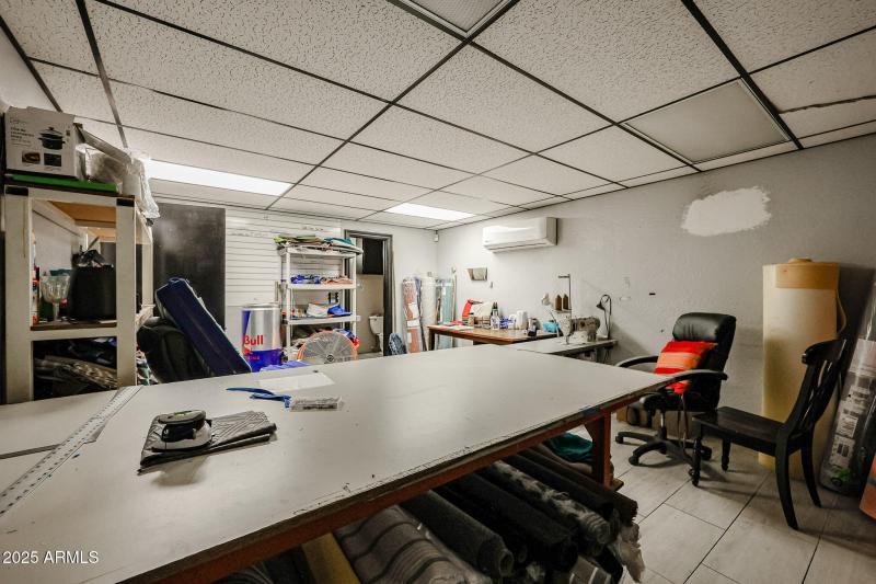 236 S Alma School Rd