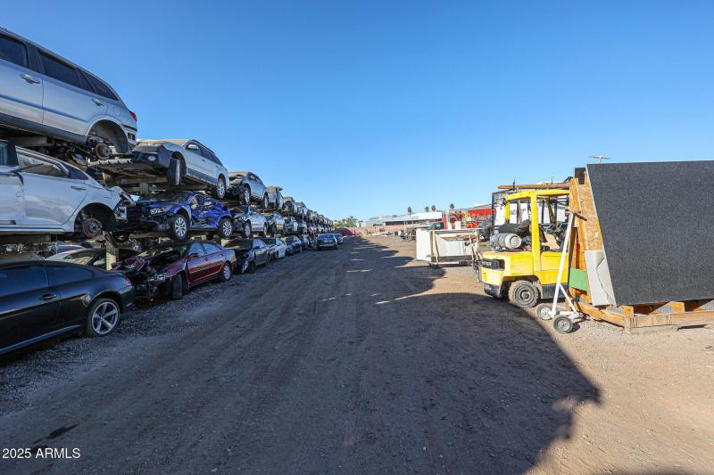 236 S Alma School Rd