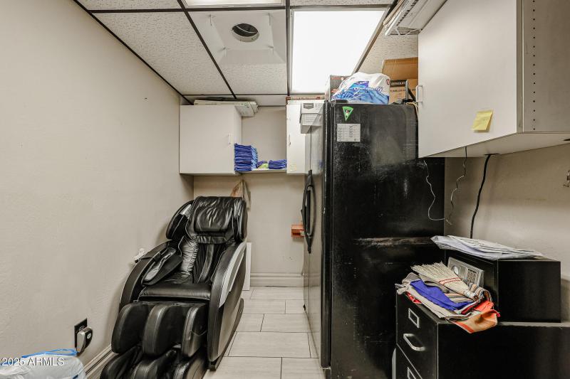 236 S Alma School Rd