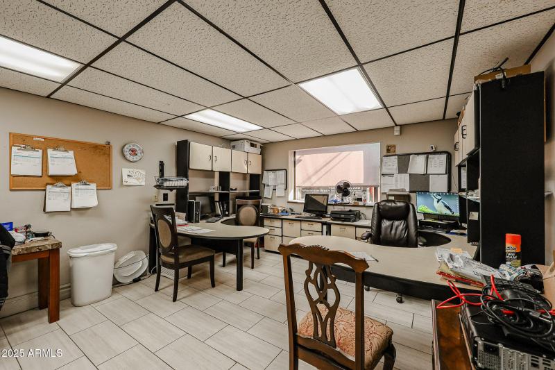 236 S Alma School Rd