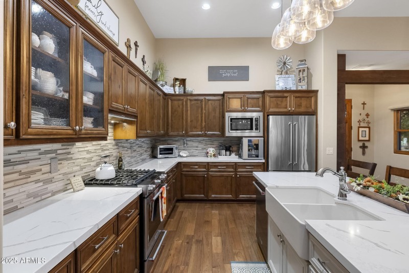 16-Kitchen_6