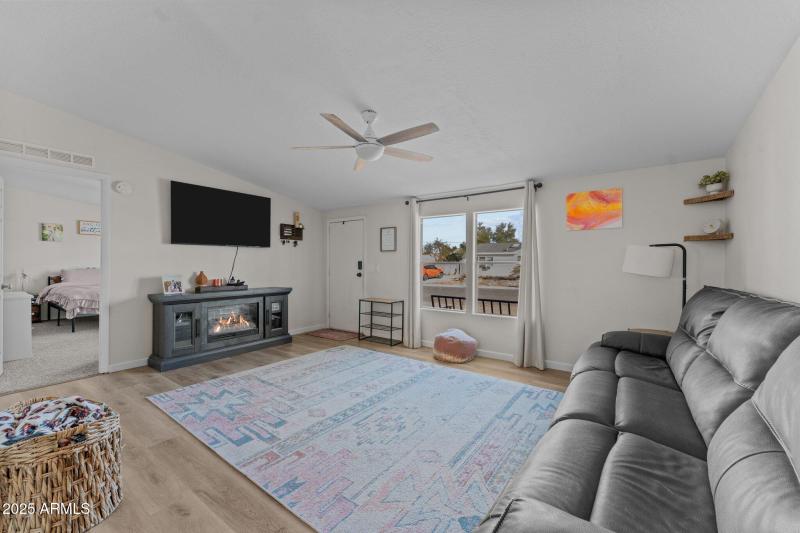 11-web-or-mls-DSC07422